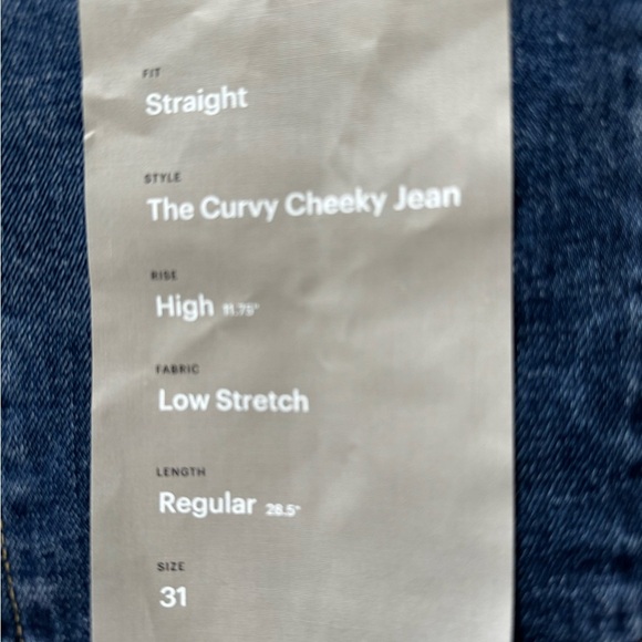 Everlane The Curvy Cheeky Straight Jeans - Picture 7 of 14
